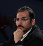 مصطفی داوطلب