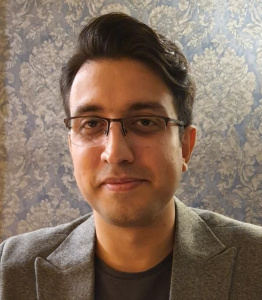 امیر حاتمیان