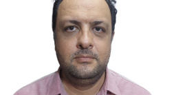 علی خائف