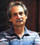 خسرو به‌آیین